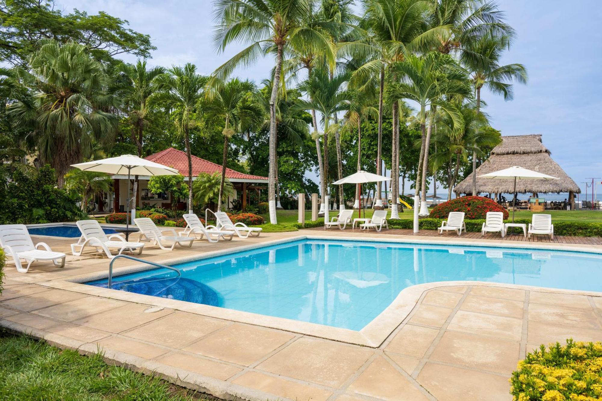 Hotel & Villas Tangeri Jacó Exteriör bild