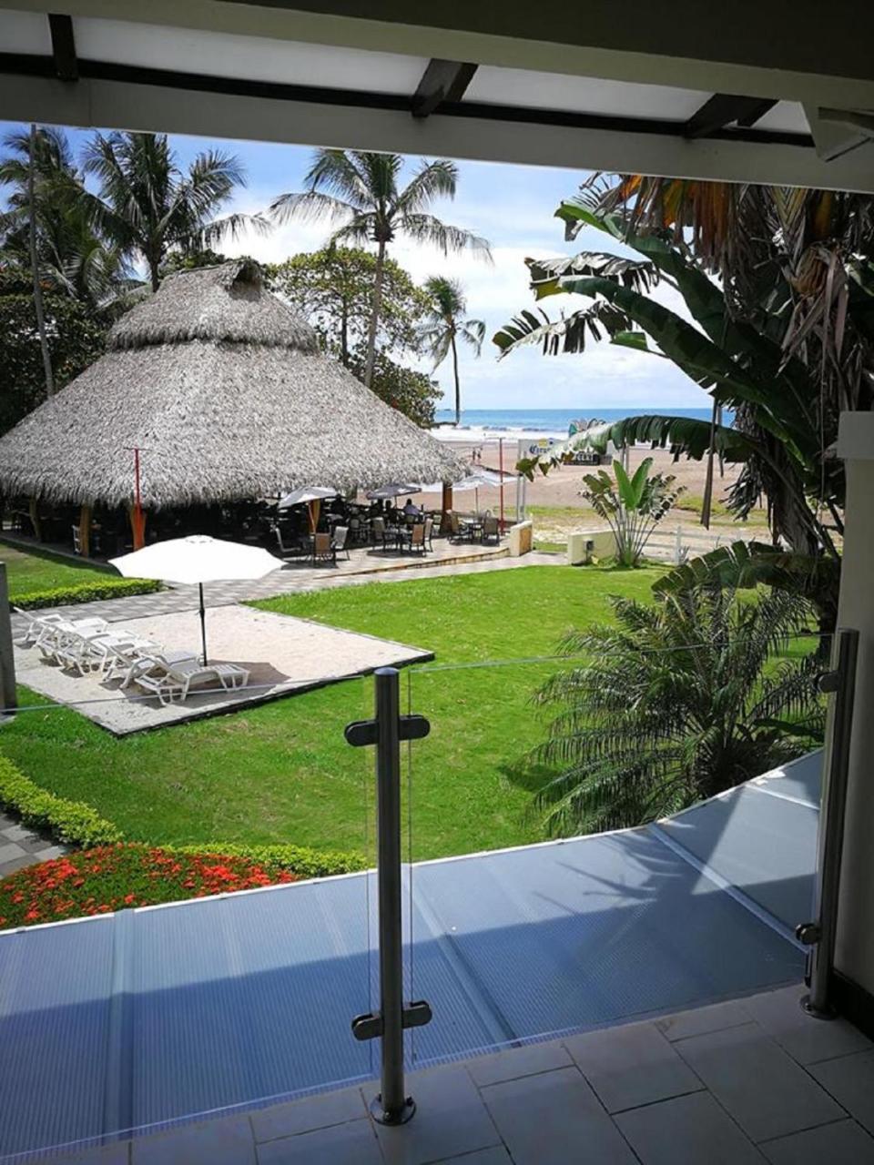 Hotel & Villas Tangeri Jacó Exteriör bild